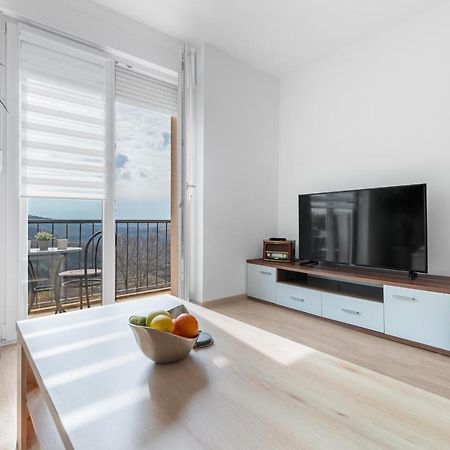 Apartment Mdm Buje Exteriér fotografie